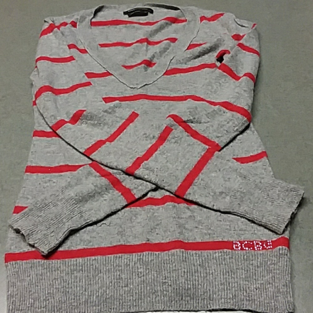 Sweater - Picture 3 of 4